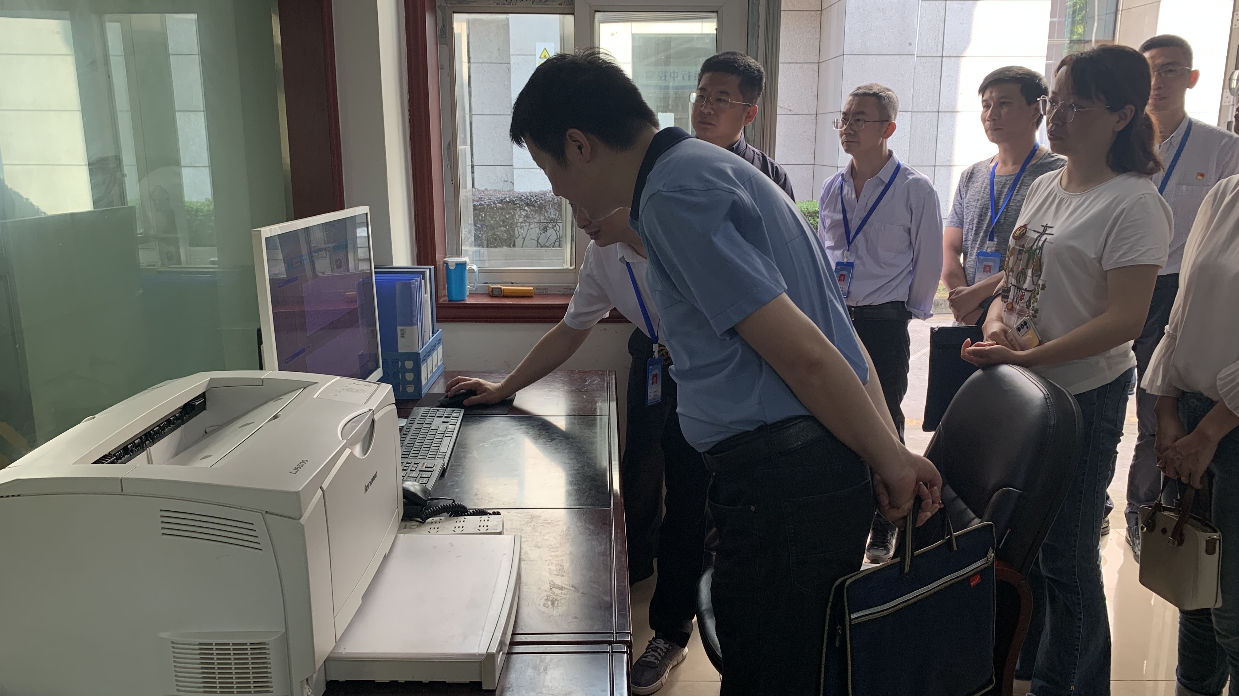 市公服集團(tuán)黨委委員、監(jiān)事會主席周威帶隊調(diào)研清源水務(wù)公司