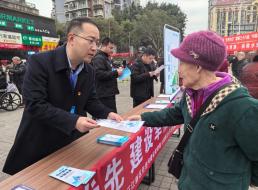 《榜樣在身邊》系列報道——優(yōu)秀黨務工作者①周偉：黨建領航 書寫供水新篇章